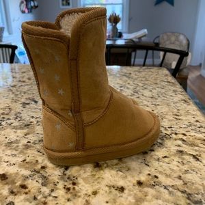 Boots size 5 toddler